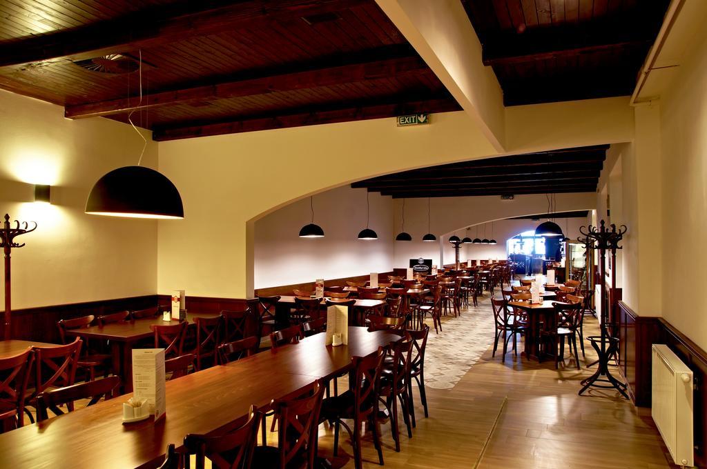 Kyjovsky Pivovar - Hotel, Restaurace, Pivni Lazne Buitenkant foto