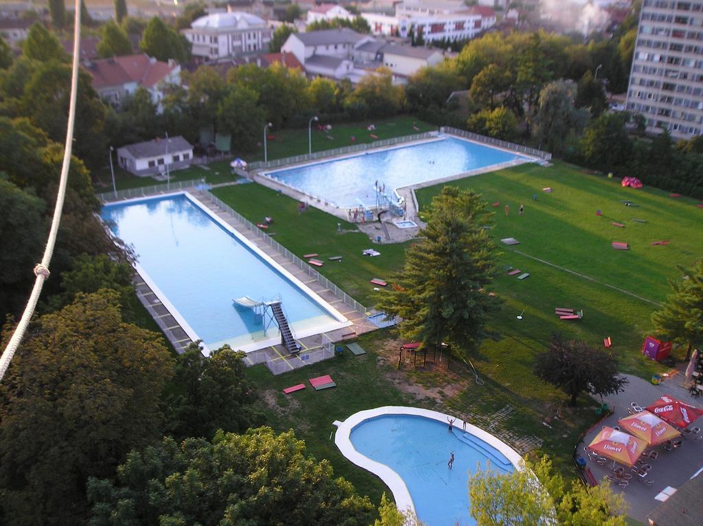 Kyjovsky Pivovar - Hotel, Restaurace, Pivni Lazne Buitenkant foto
