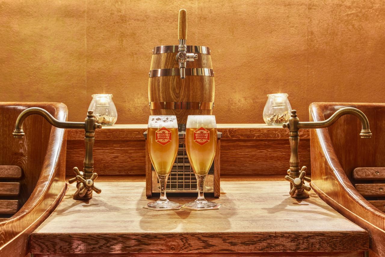 Kyjovsky Pivovar - Hotel, Restaurace, Pivni Lazne Buitenkant foto
