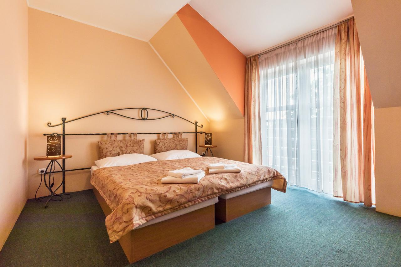 Kyjovsky Pivovar - Hotel, Restaurace, Pivni Lazne Buitenkant foto