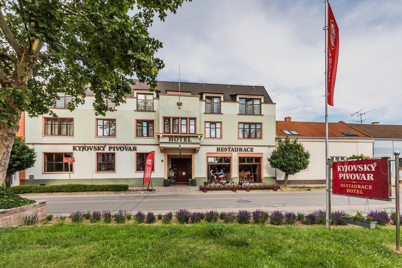 Kyjovsky Pivovar - Hotel, Restaurace, Pivni Lazne Buitenkant foto
